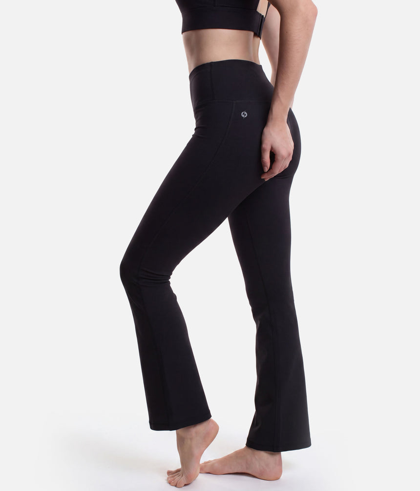 Crisscross Hourglass Flared Leggings • Curve-Enhancing Cut & Pockets