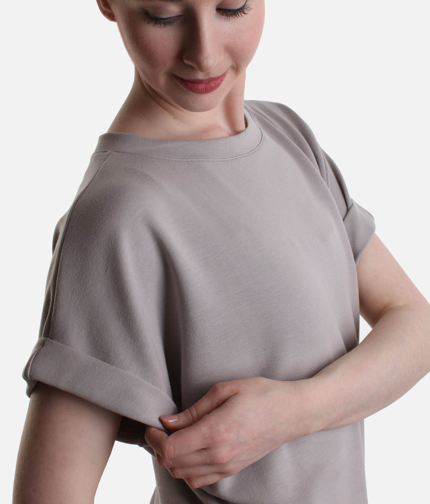 Oversized Scuba Top, Luxe Comfort for Pilates & Yoga