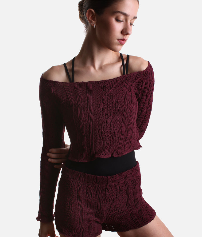 Front view of the Intermezzo Ismene 6677 braided knit sweater worn with coordinating Ippolita 5577 shorts.