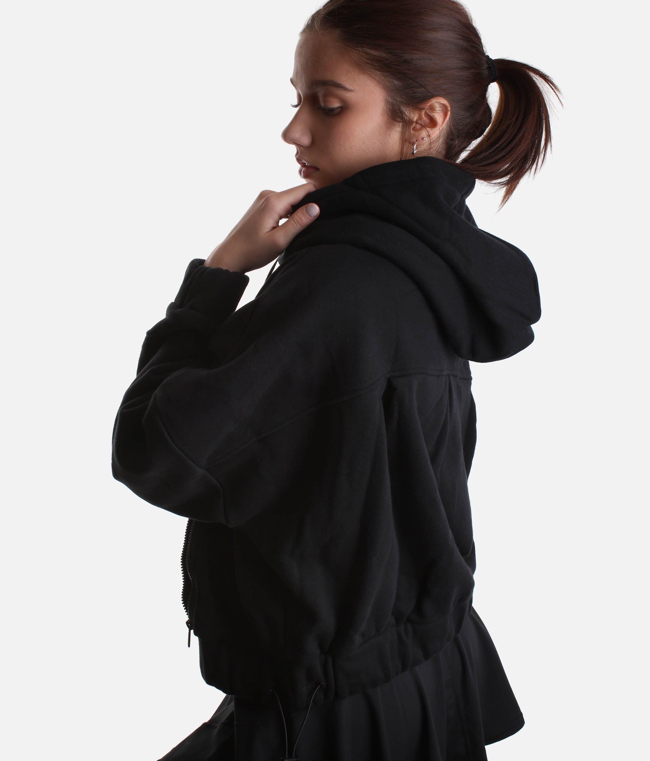 Oversized Half Zip Hoodie in Black – Cozy Hood & Customizable Hem