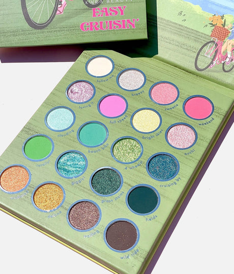 VEGAN Beauty Palette with 20 Matte & Shimmer Shades - EASY CRUISING