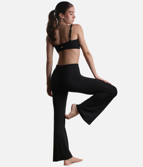 High-Waisted Ribbed Yoga Flared Leggings, Curve-Hugging Fit - RIB FLARES