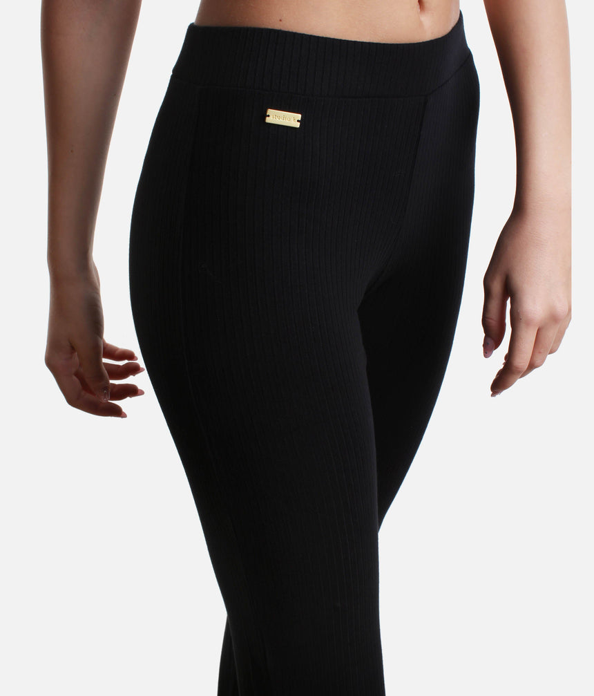 High-Waisted Ribbed Yoga Flared Leggings, Curve-Hugging Fit - RIB FLARES