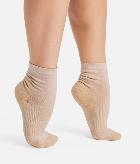 Lifeknit Performance Socks H072 – Dance, Workout, Thrive