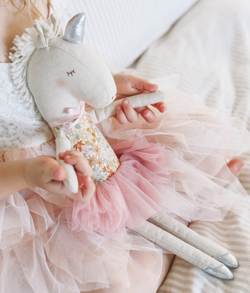 Yvette Unicorn Doll - N10518SM