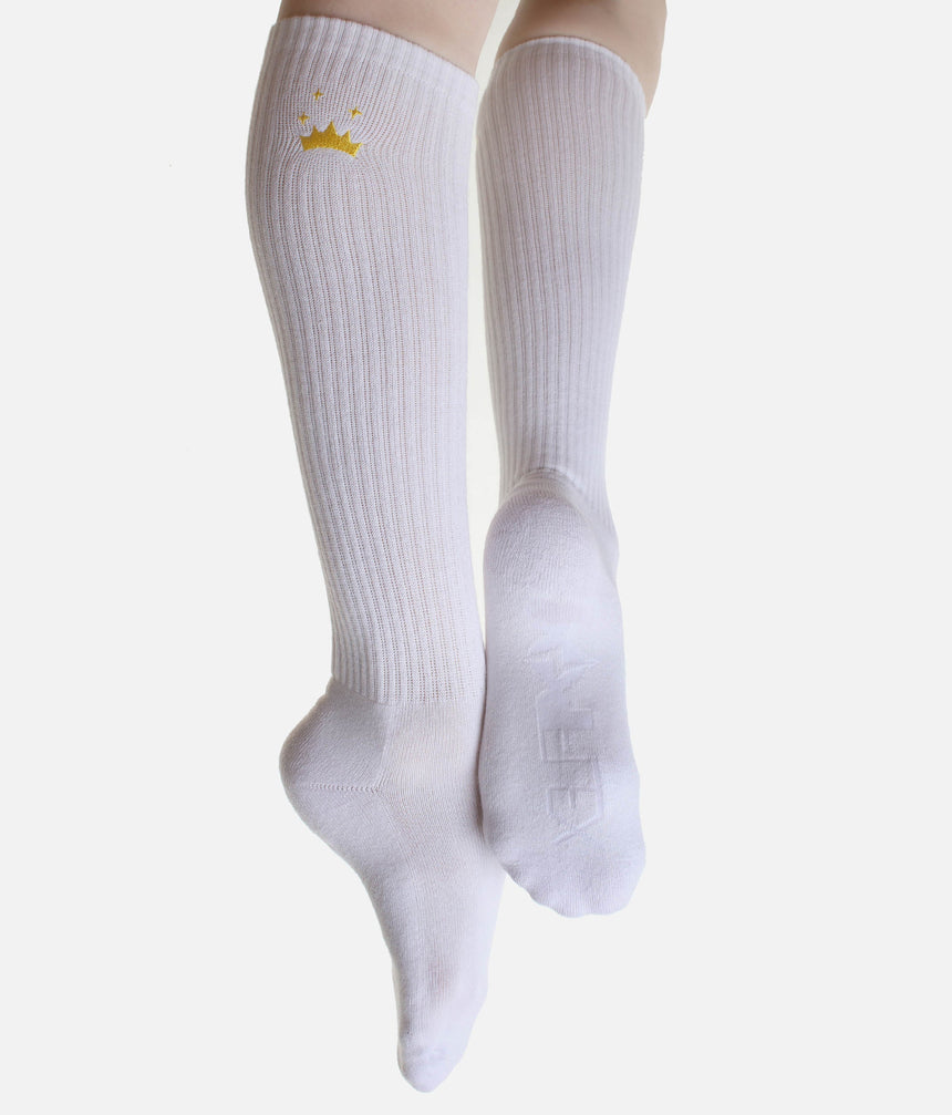 Knee-High Socks – Soft, Stylish, and Perfectly Snug