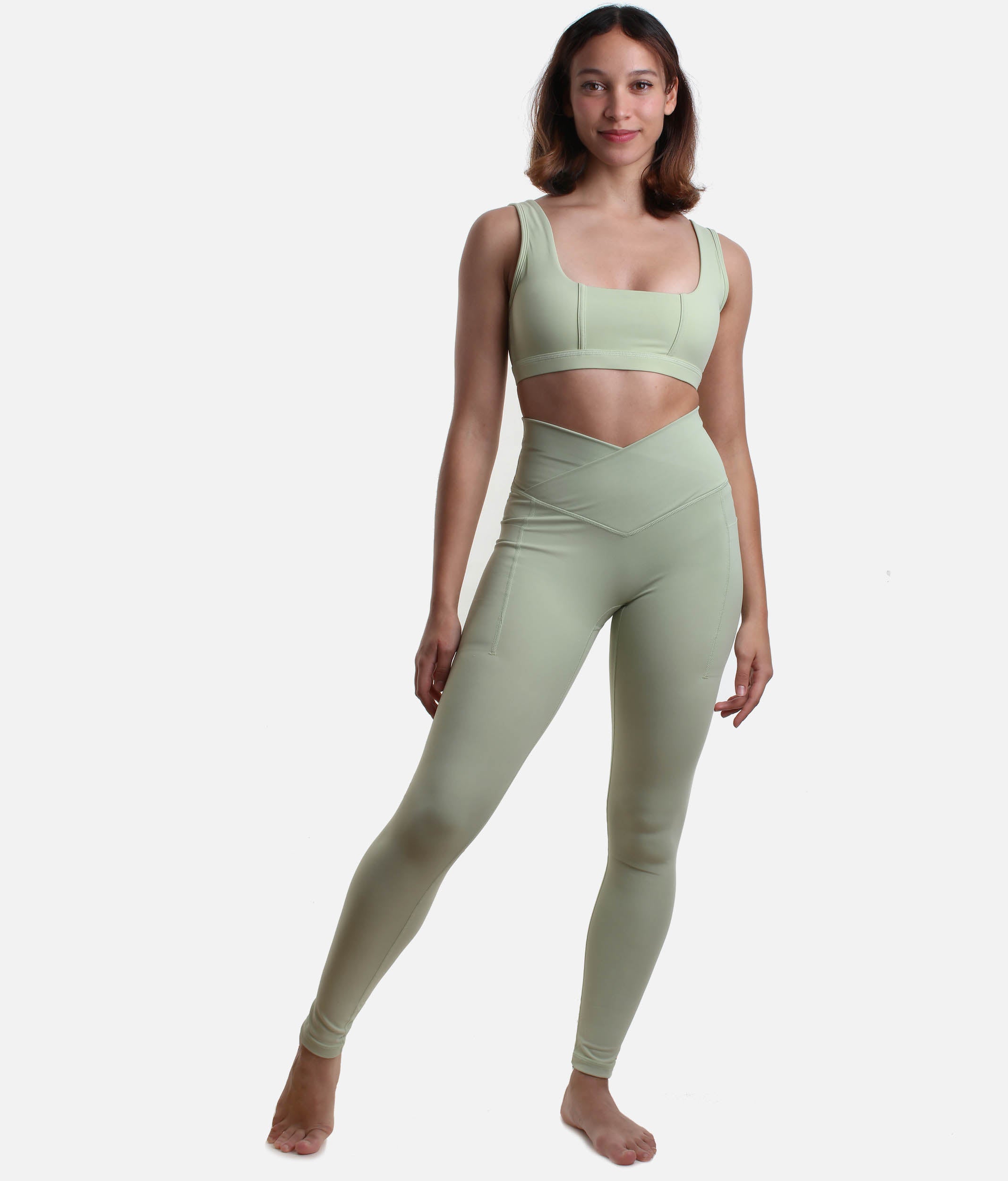 Crisscross Hourglass Leggings with Pockets - Pistachio