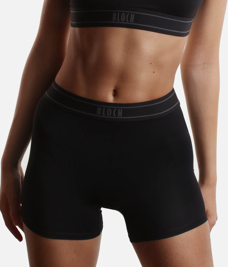 Kisha Logo Dance Shorts, Sporty, Seamless & Flexible - R90002